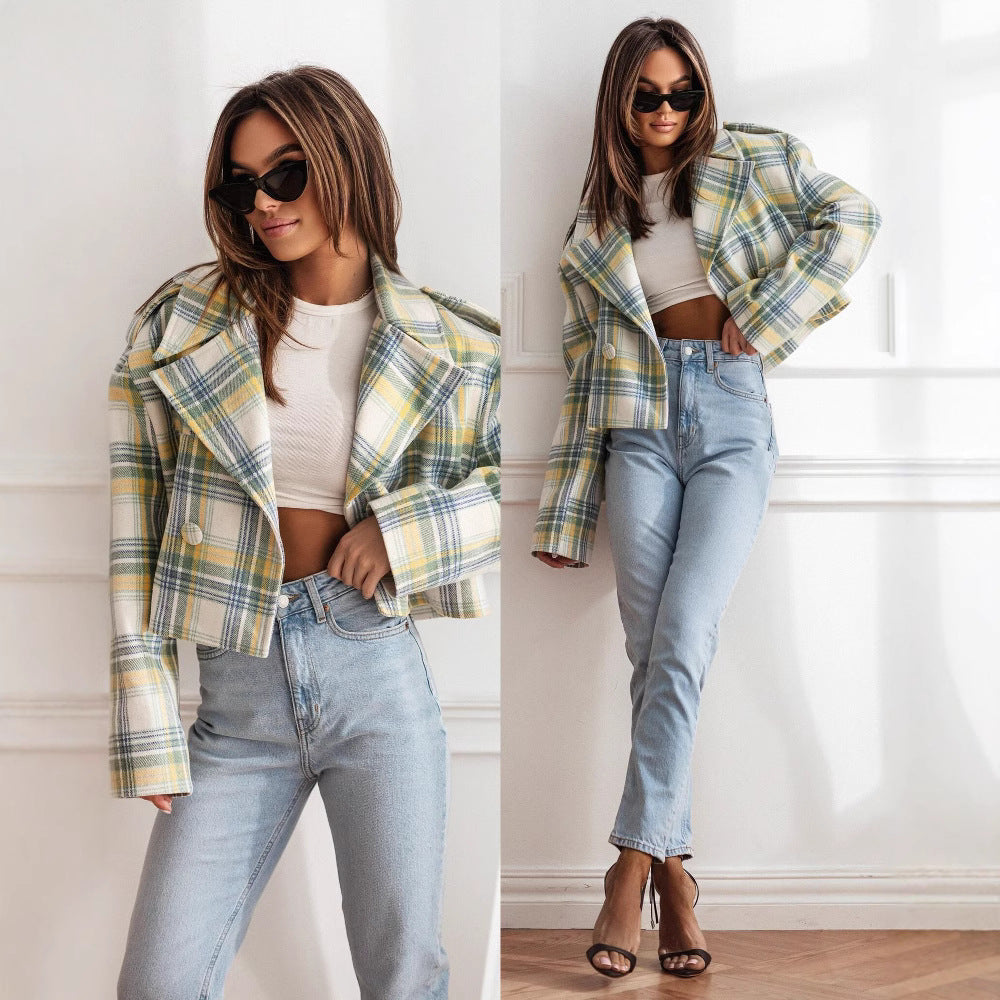 Damen Karierte Jacke im lässigen Crop-Style mit breitem Revers und Knopfdetails Stalluxe