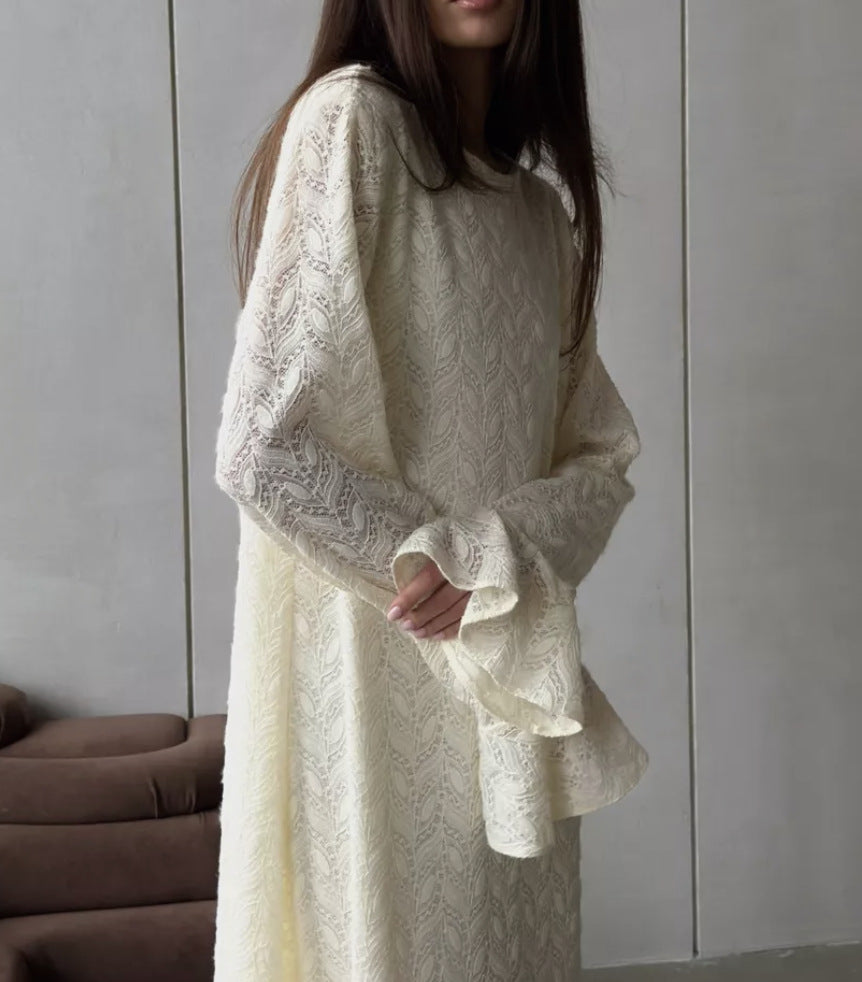 Damen elegantes Spitzenkleid mit weit geschnittenen Ärmeln und femininer Silhouette Stalluxe