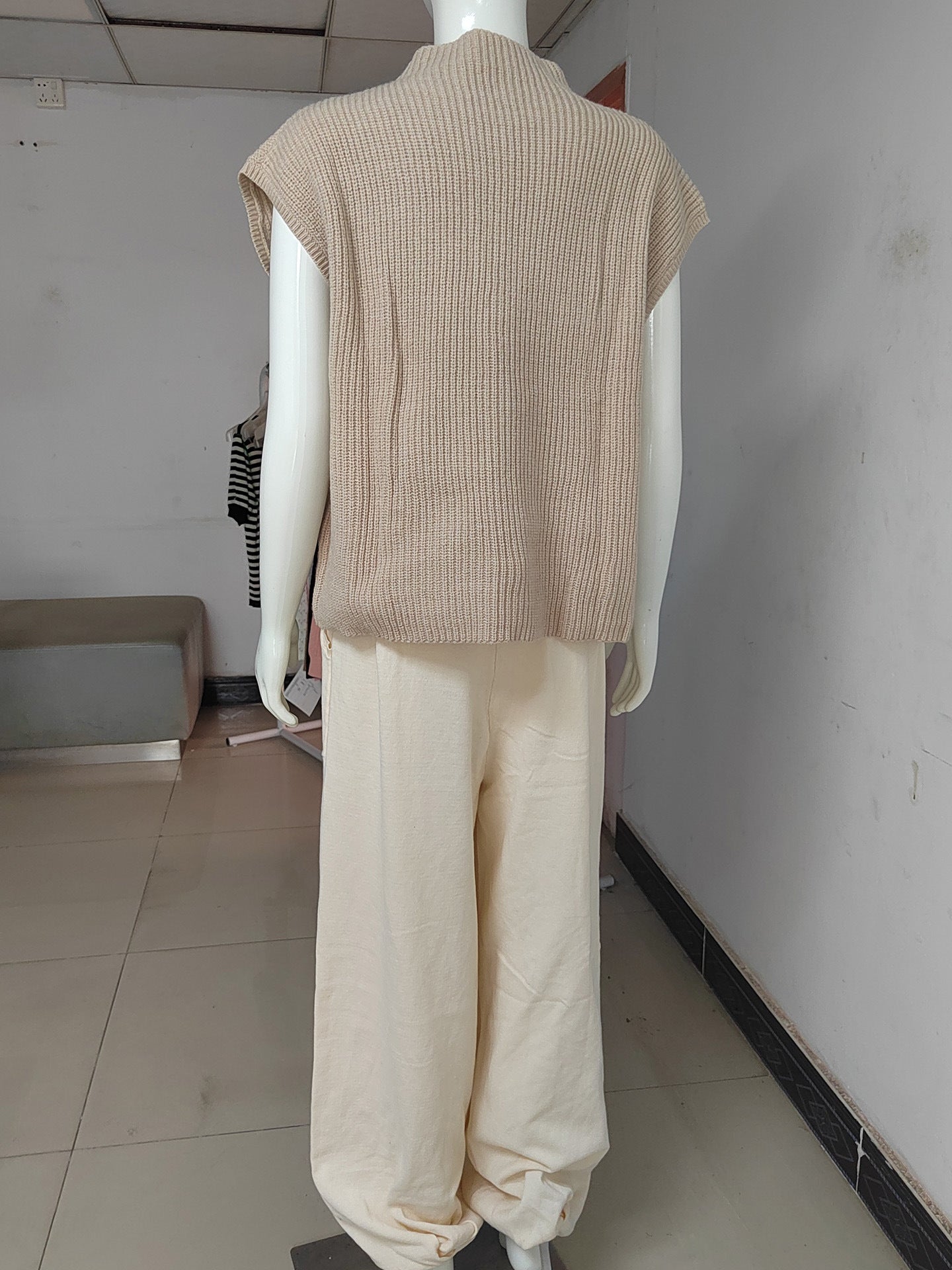 Damen kurzärmeliges Strickoberteil mit lässigem Schnitt und modischem Rippdesign Stalluxe