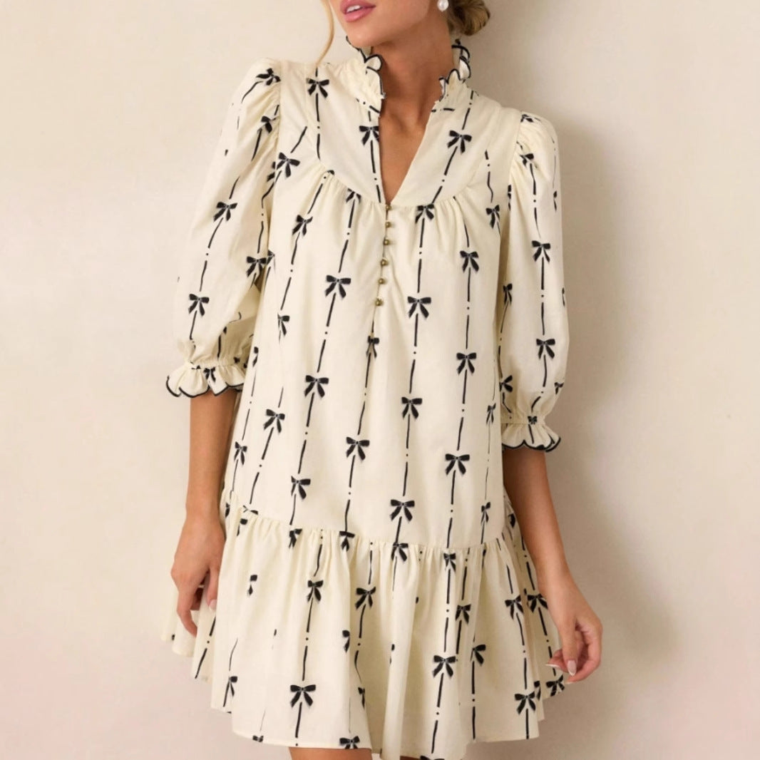 Damen luftiges Freizeitkleid mit Rüschen und zartem Schleifenprint Stalluxe