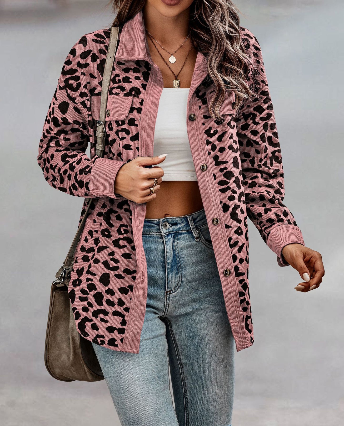 Damen Jacke im Leopardenmuster mit strukturiertem Stoff und praktischen Taschen Stalluxe