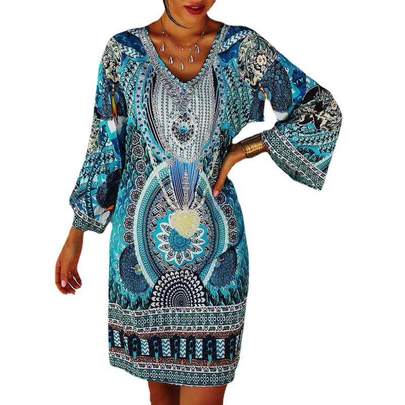 Damen Strandkleid mit voluminösen Ärmeln und außergewöhnlichem Muster Stalluxe
