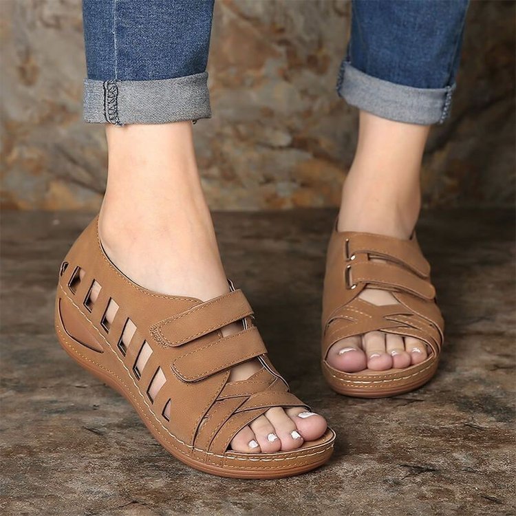 Damen Elegante und komfortable Riemensandalen mit atmungsaktivem Design Stalluxe