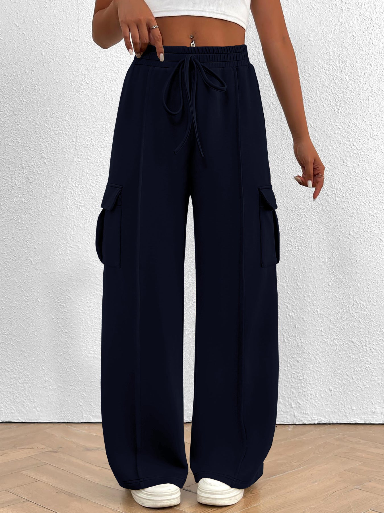 Damen weite Cargo-Hosen mit elastischem Bund und seitlichen Taschen Stalluxe