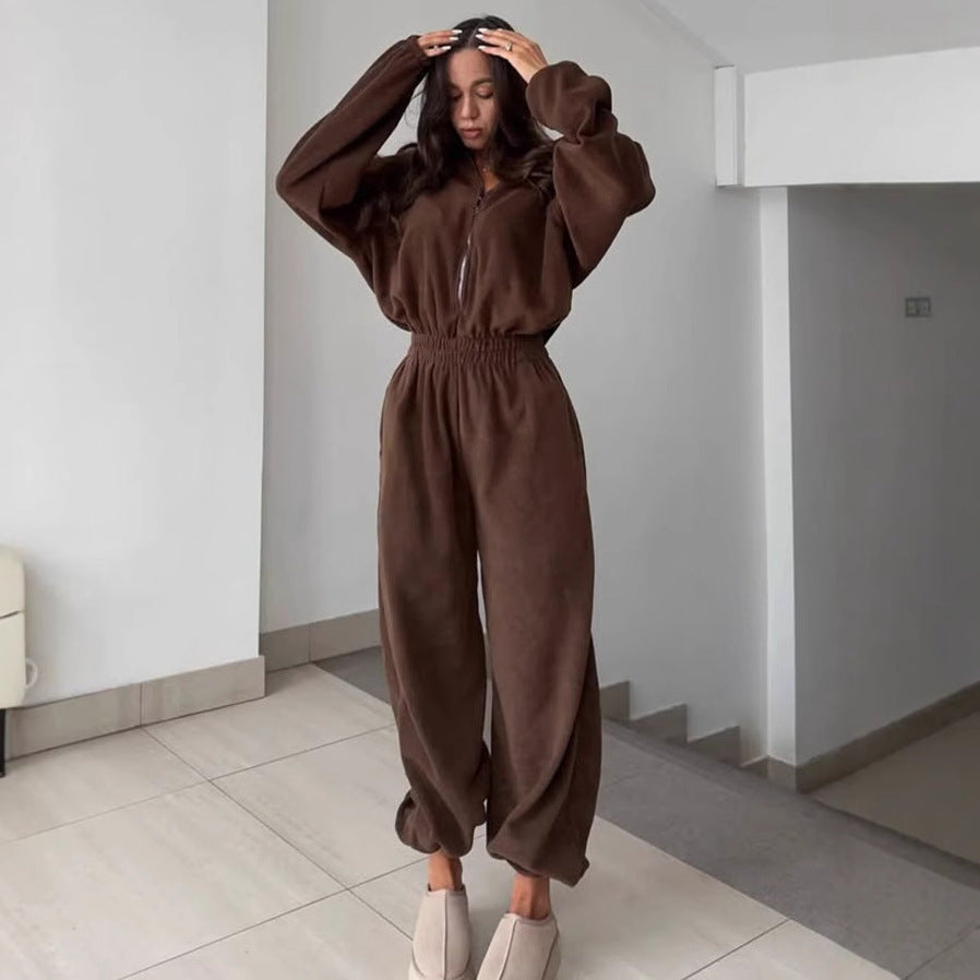 Damen Fleece-Jumpsuit mit hohem Kragen und elastischem Bund Stalluxe
