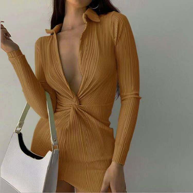 Damen Plisseekleid mit tiefem V-Ausschnitt und langen Ärmeln Stalluxe