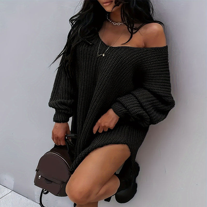 Damen Oversize Strickkleid mit weitem Rundhalsausschnitt und lässiger Passform Stalluxe