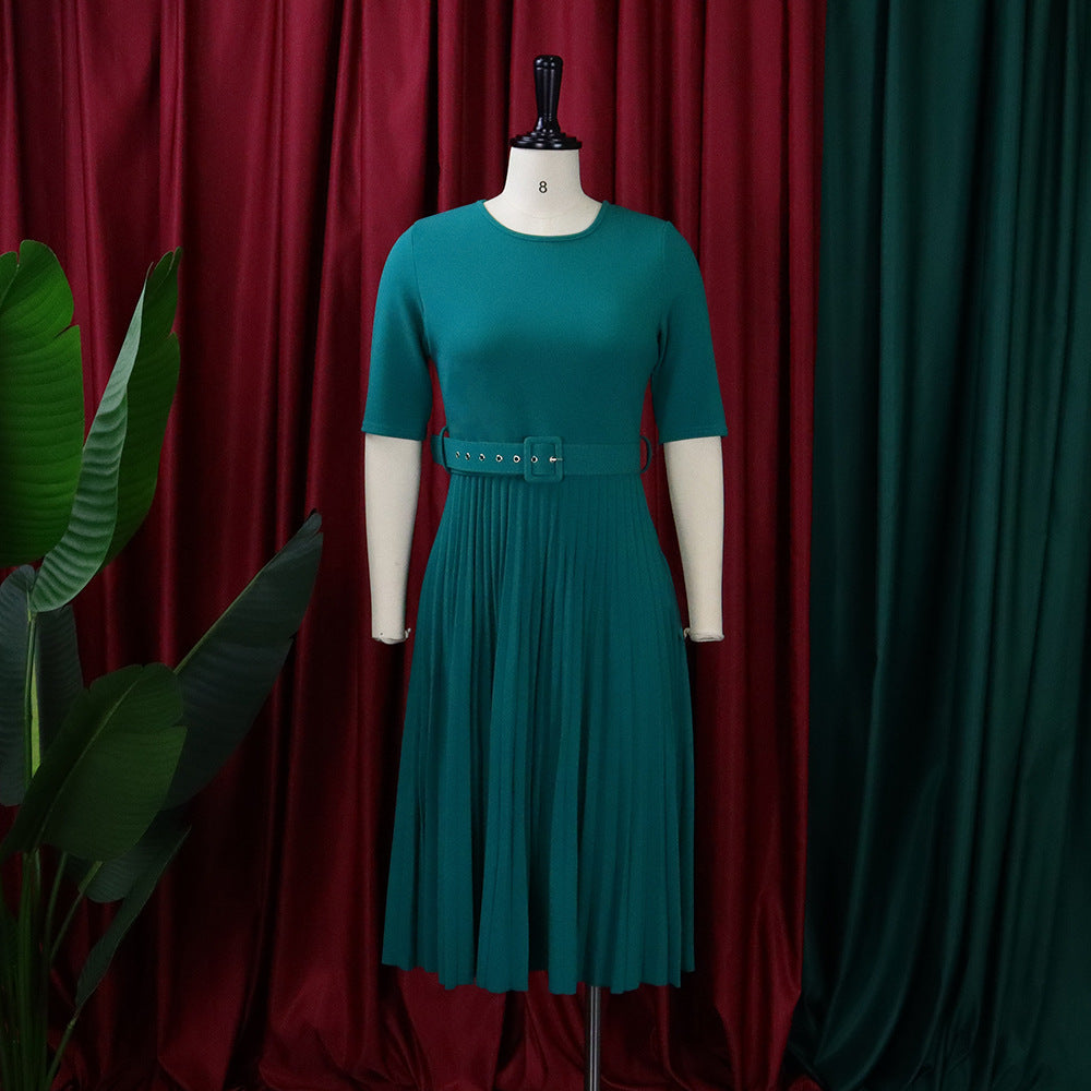 Damen Plissiertes Midi-Kleid mit Taillengürtel und geschmackvollem Rundhalsausschnitt Stalluxe