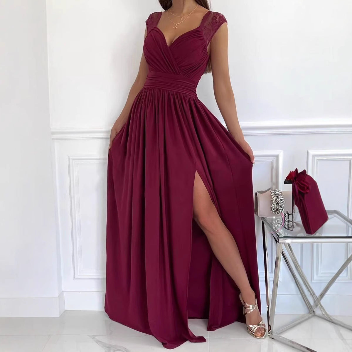 Damen elegantes Maxikleid mit Spitzenärmeln und seitlichem Schlitz Stalluxe