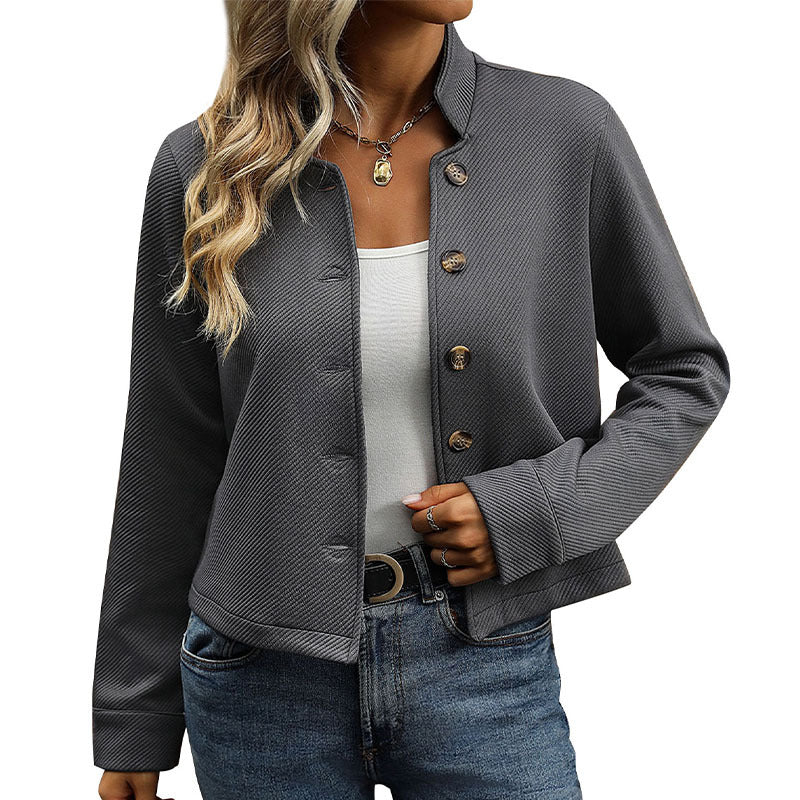 Damen stylische Jacke mit Knopfdetails und modernem Schildkragen Stalluxe