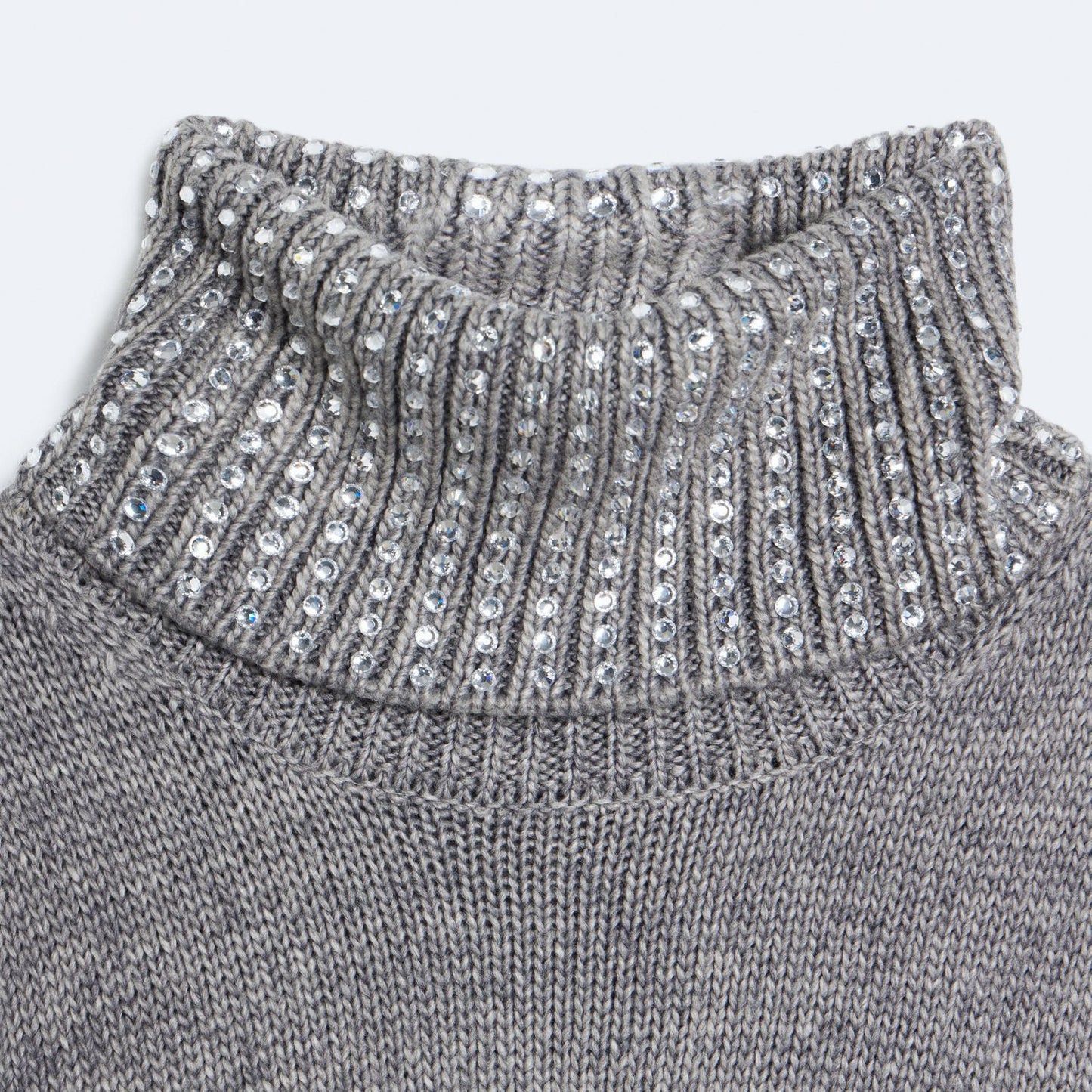 Damen Strickpullover mit hohem Kragen und passendem Shorts-Set Stalluxe
