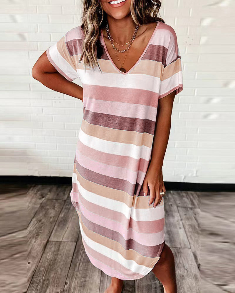 Damen lässiges Viskosekleid im gestreiften Design mit tiefem V-Ausschnitt Stalluxe