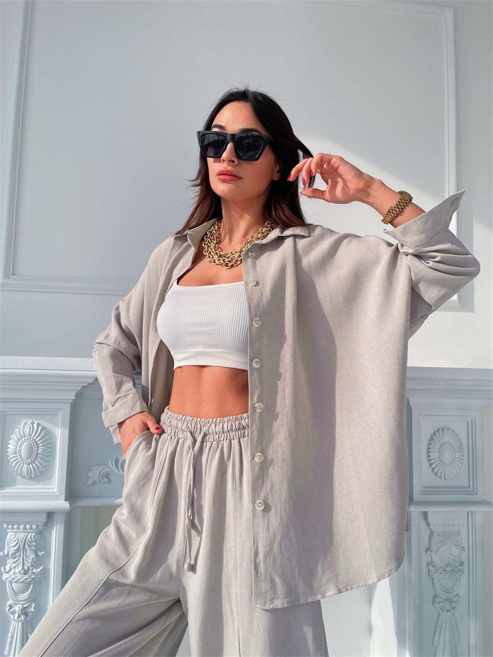 Damen lässiges Sommeroutfit mit übergroßer Bluse und weiten Hosen Stalluxe