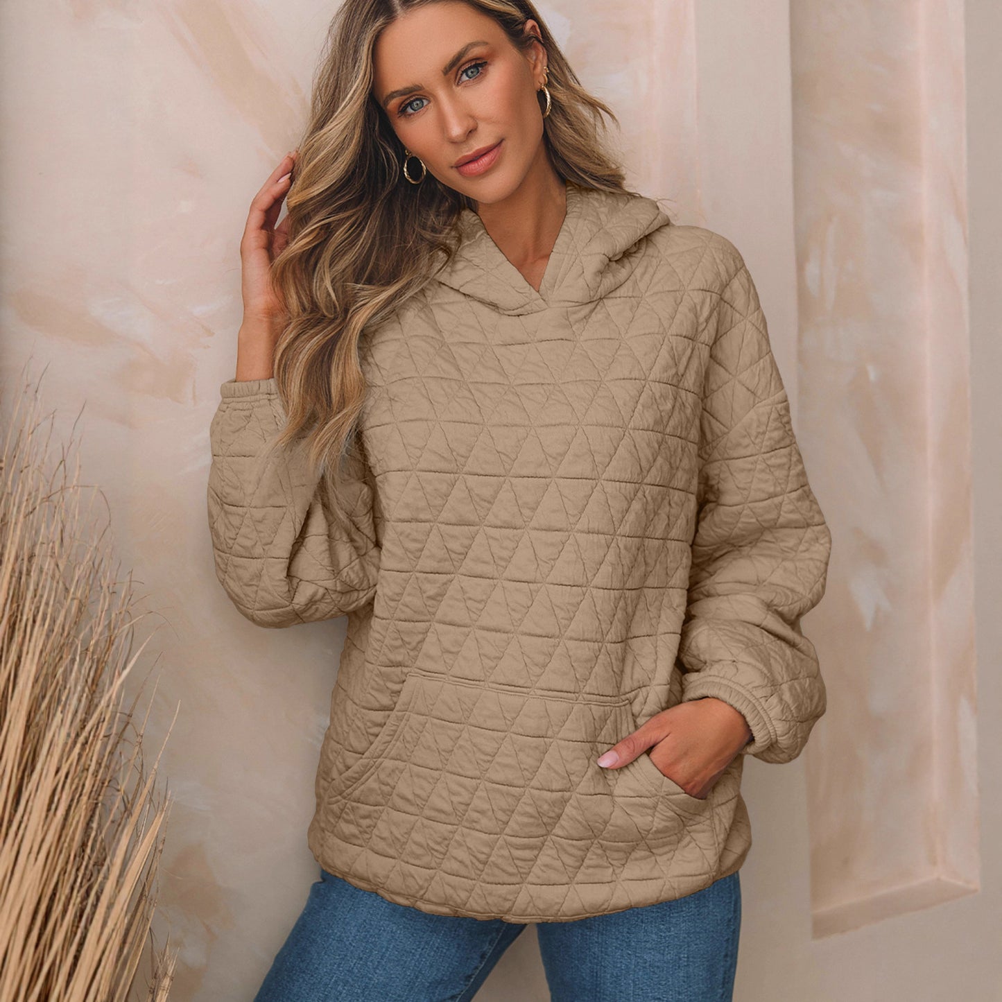 Damen gesteppter Kapuzenpullover mit oversized Schnitt und praktischen Taschen Stalluxe