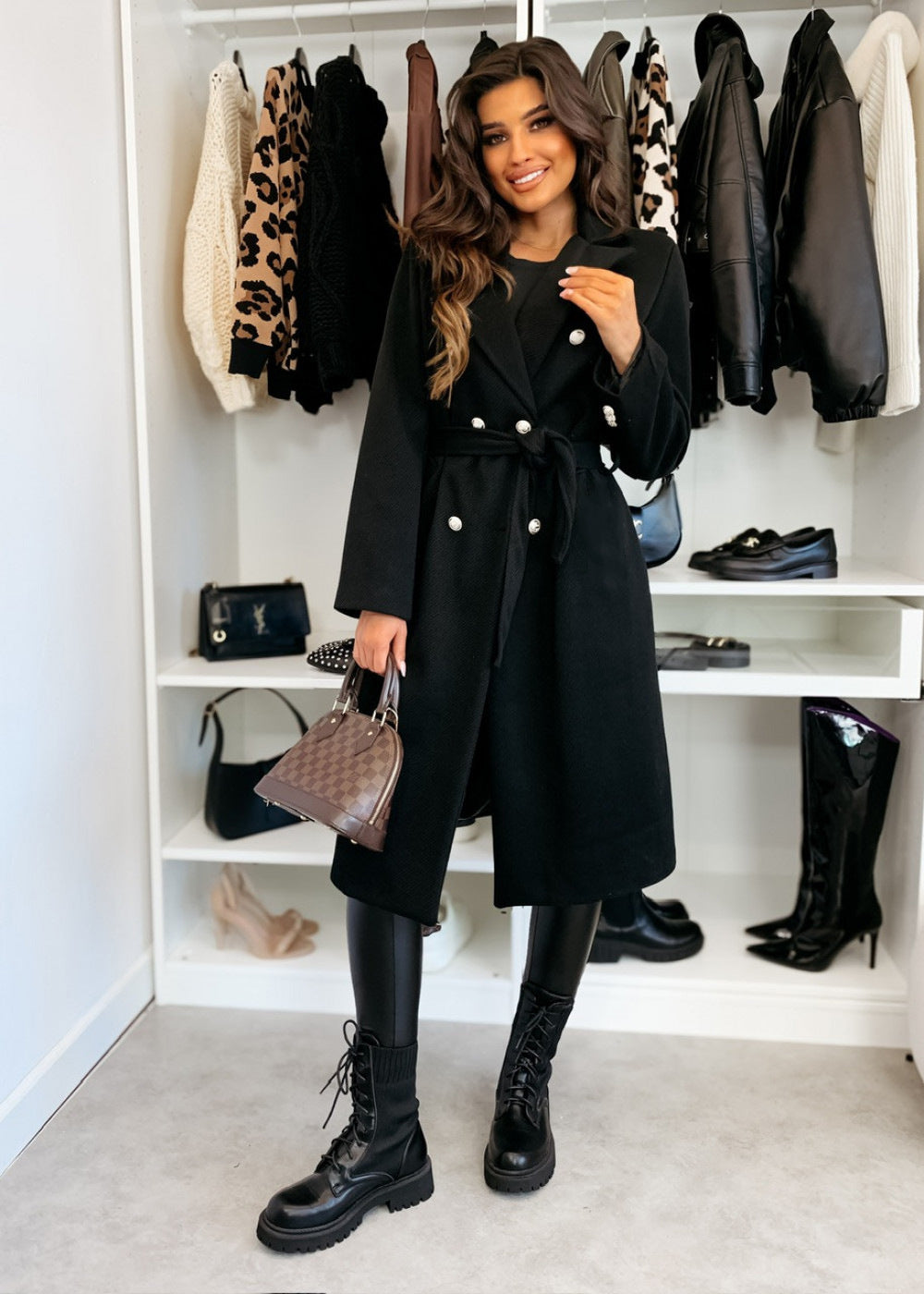 Damen eleganter Knielanger Trenchcoat mit Gürtel und doppelter Knopfleiste Stalluxe