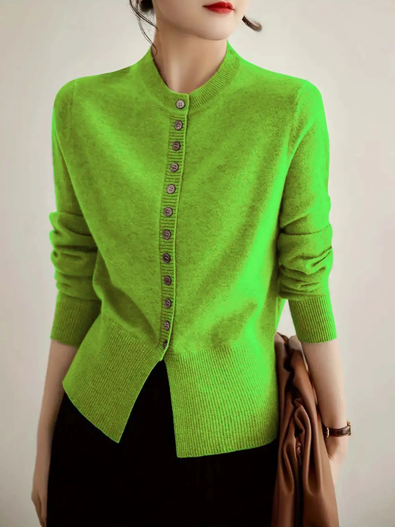 Damen Strickjacke mit feiner Knopfleiste und elegantem Stehkragen Stalluxe