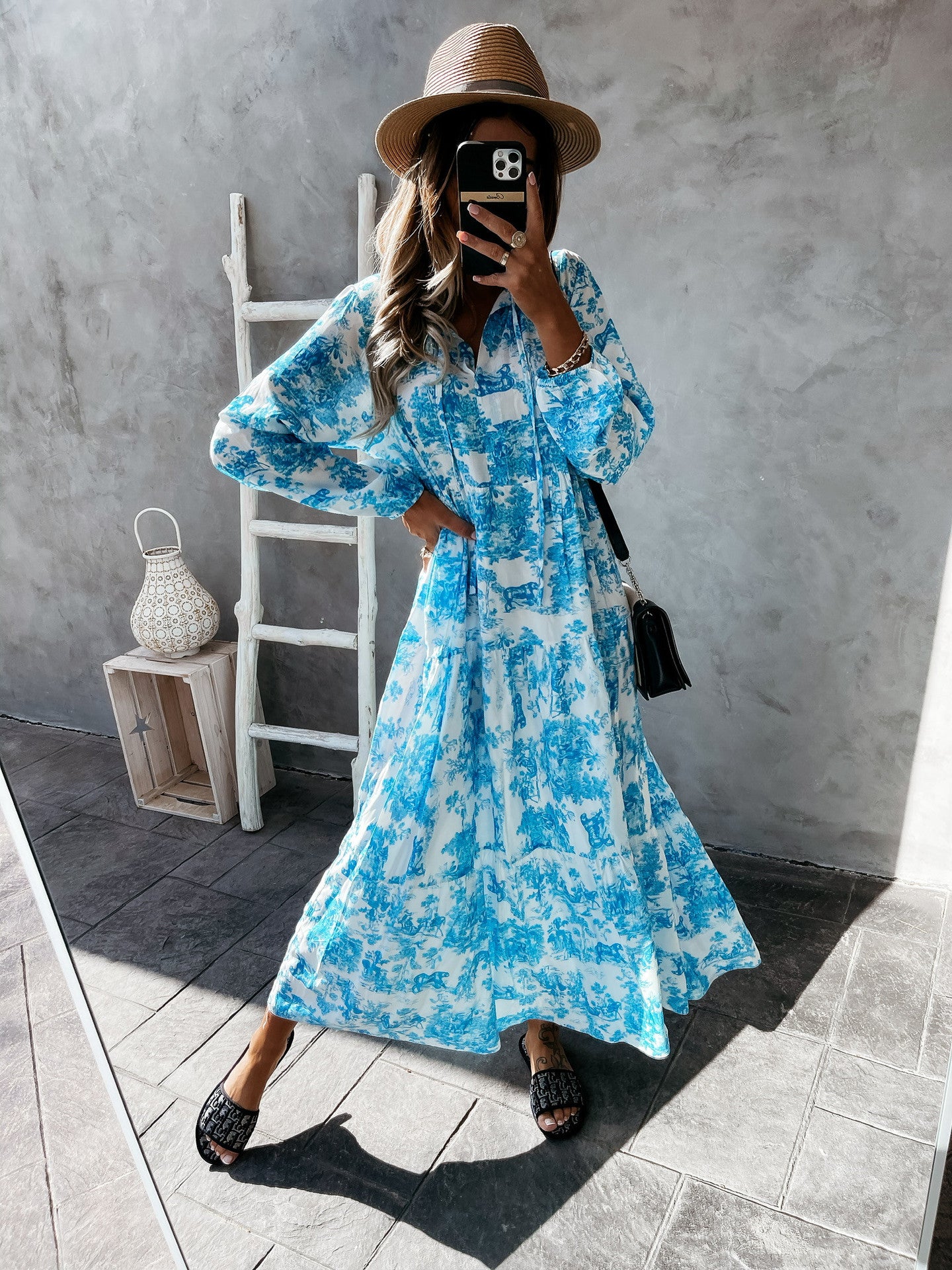 Damen Maxikleid mit floralen und künstlerischen Printdetails Stalluxe