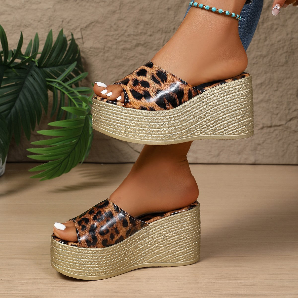 Damen Plateau-Mules mit modischem Leopardenmuster und raffiniertem Riemendesign Stalluxe