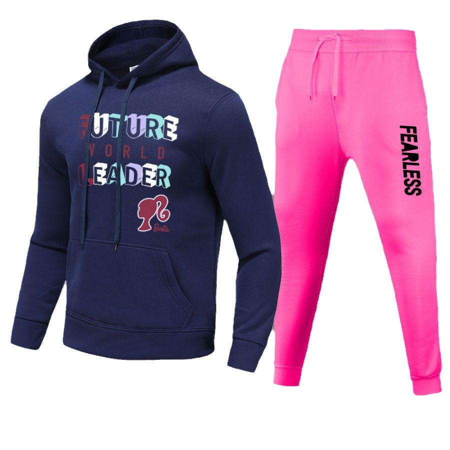 Damen Hoodie und Jogginghose Set mit auffälligem Schriftzug und buntem Design Stalluxe