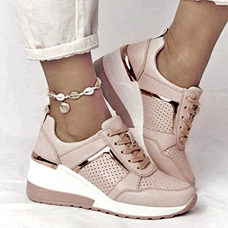 Damen Sportliche Wedge-Sneaker mit atmungsaktiver Mesh-Oberfläche und rutschfester Sohle Stalluxe