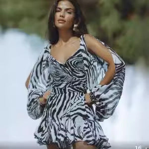 Damen Wickelkleid mit floralen Rüschendetails und sexy V-Ausschnitt Stalluxe