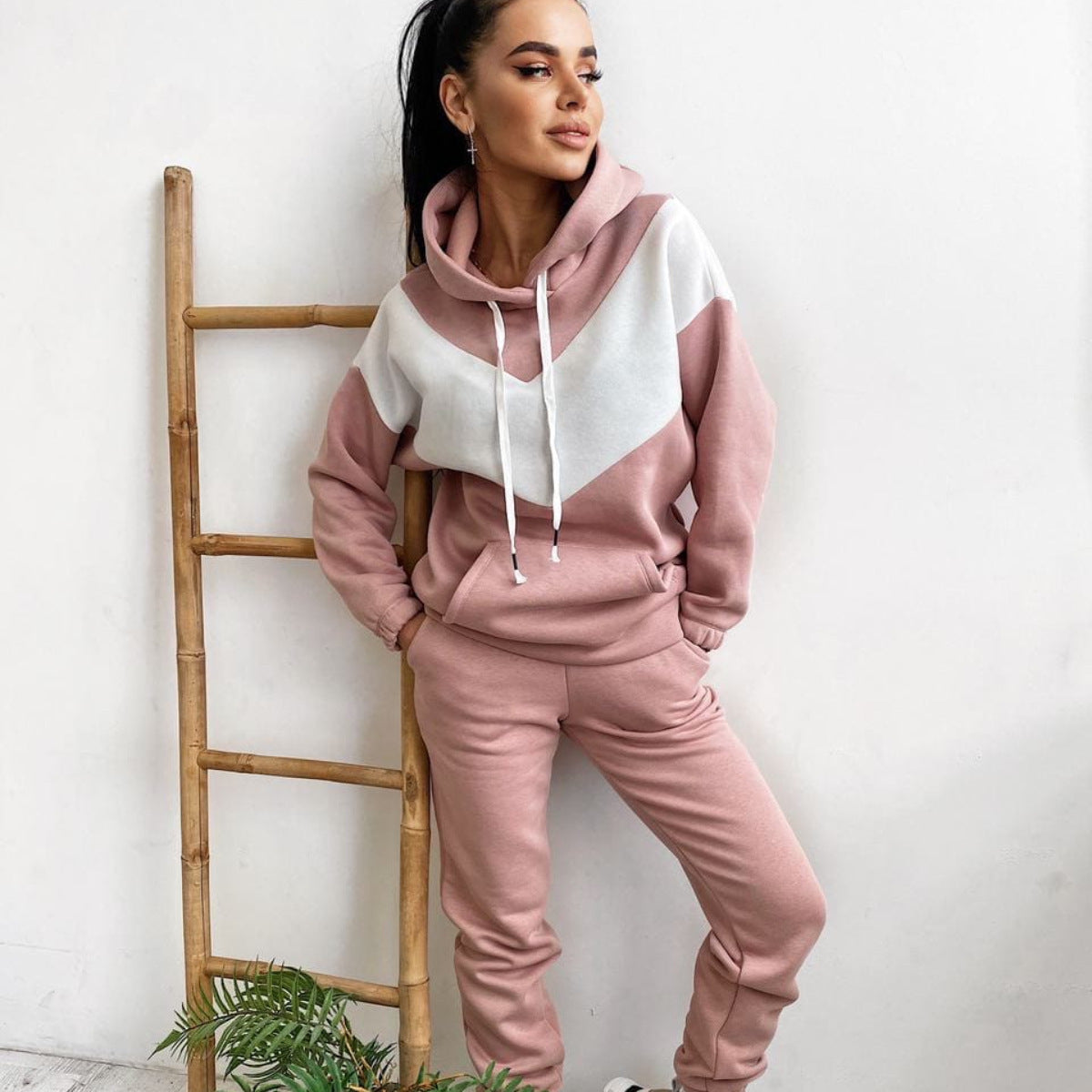 Damen sportlicher Hoodie und enge Jogginghose Set Stalluxe