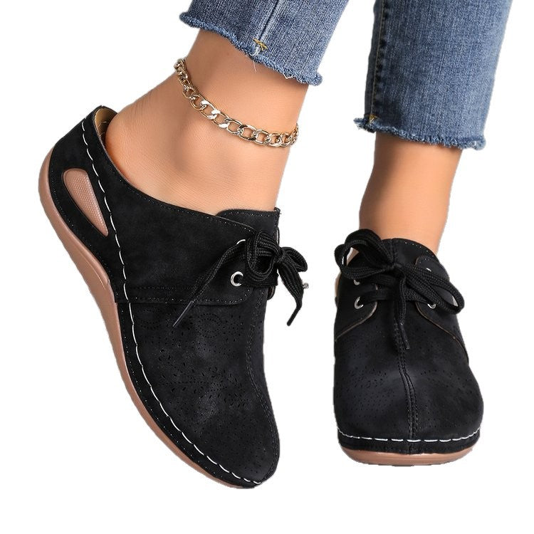 Damen atmungsaktive Sneaker mit nostalgischem Design und feiner Perforation Stalluxe