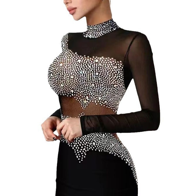 Damen Elegantes Kleid mit transparenten Ärmeln und Strassakzenten Stalluxe