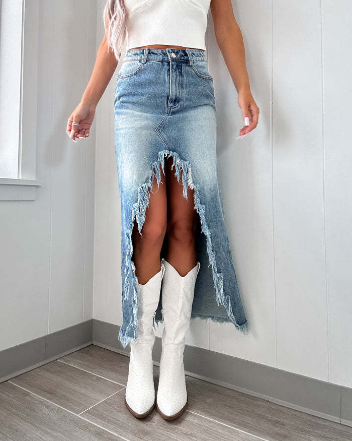 Damen Denim-Rock mit fransigem Saum und hohen Schlitzen Stalluxe