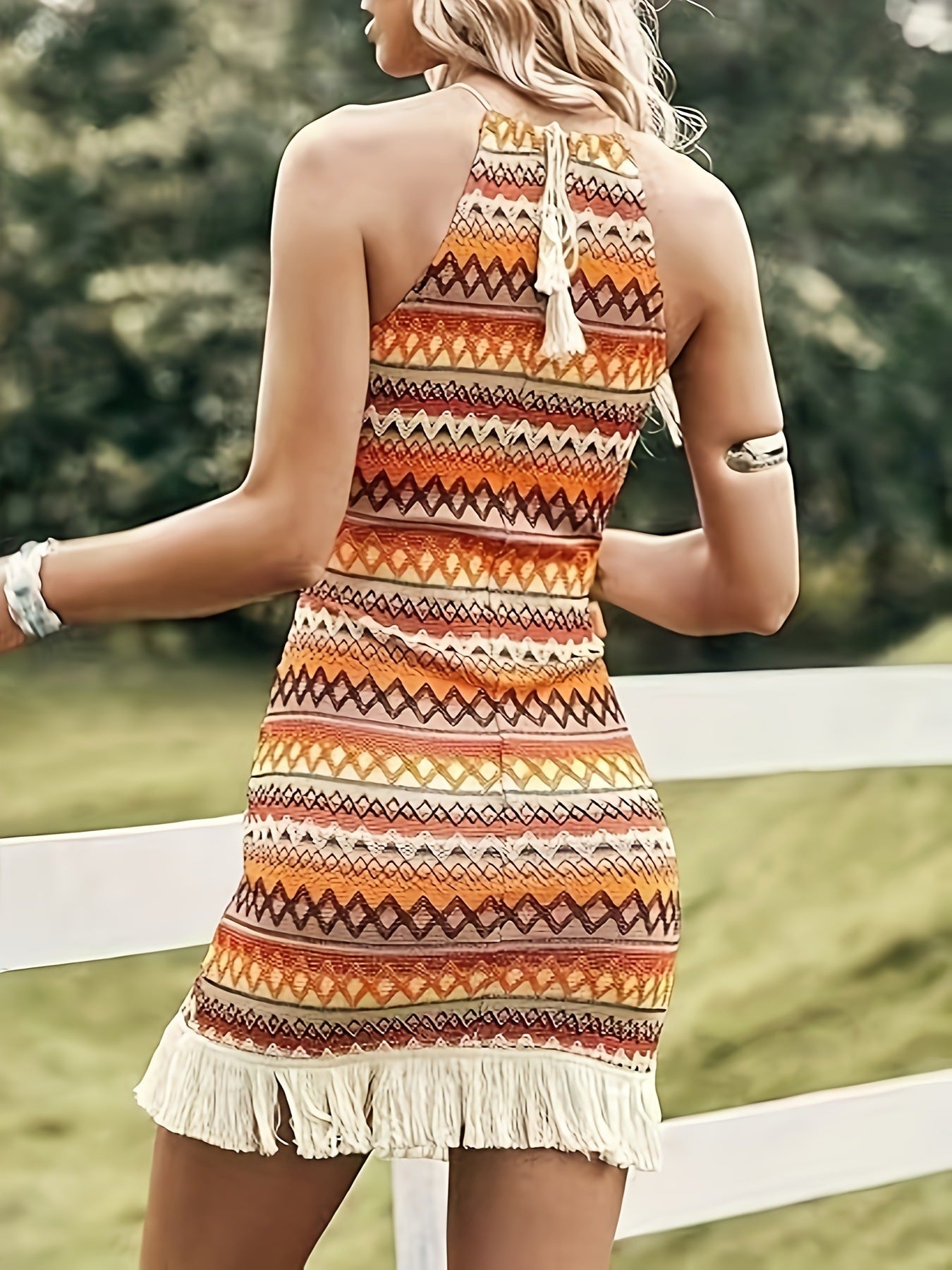 Damen Sommerkleid mit gehäkeltem Saum und ethnischem Muster Stalluxe