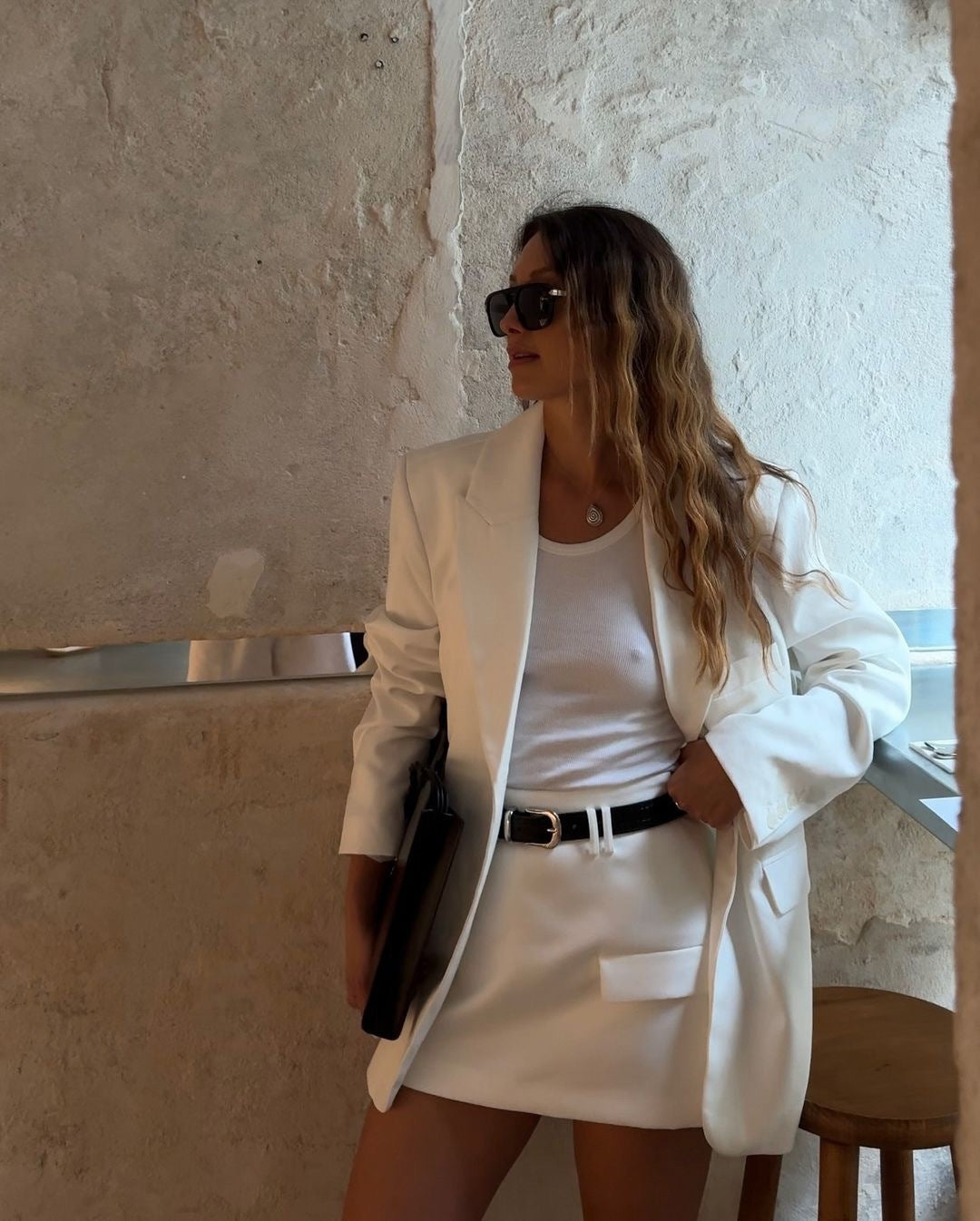 Damen eleganter Blazer mit tailliertem Schnitt und praktischen Taschen Stalluxe