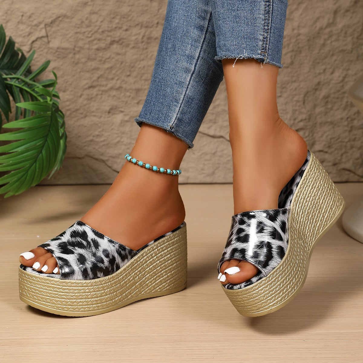 Damen Plateau-Mules mit modischem Leopardenmuster und raffiniertem Riemendesign Stalluxe