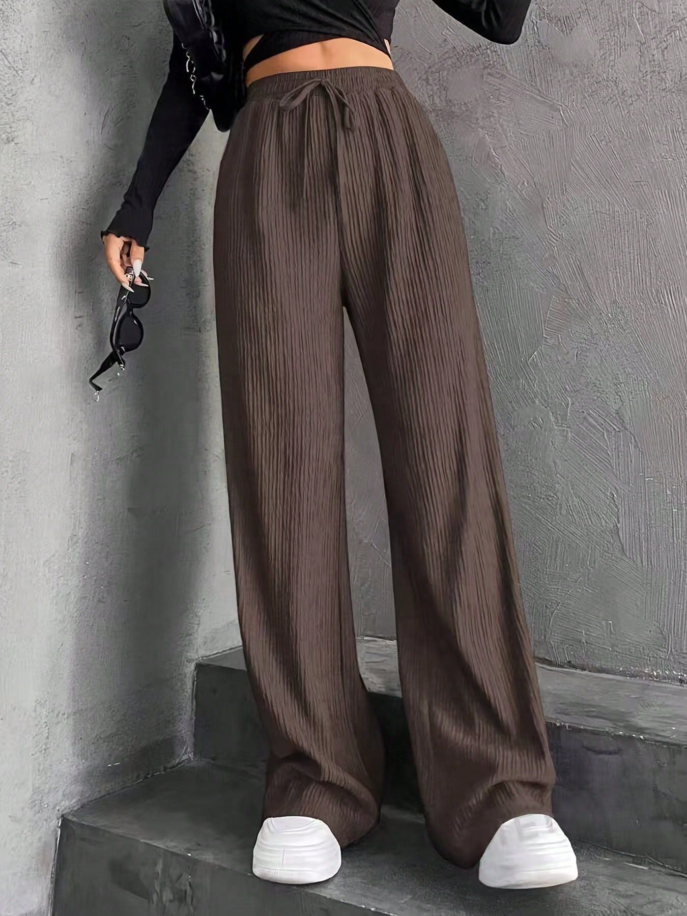 Damen weite Pünktchenhose mit elastischem Bund und schickem Plissée Stalluxe