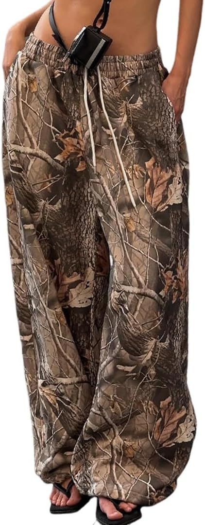 Damen Freizeit-Cargohose im modischen Camouflage-Design Stalluxe