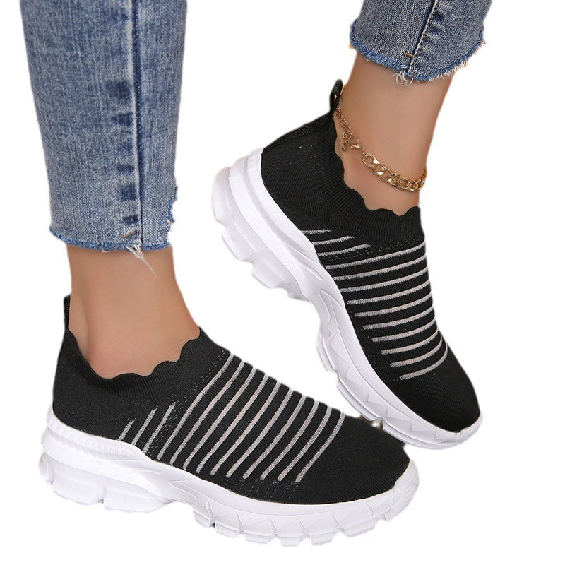 Damen sportliche Slip-On Sneakers mit elastischem Strickoberteil und rutschfester Sohle Stalluxe