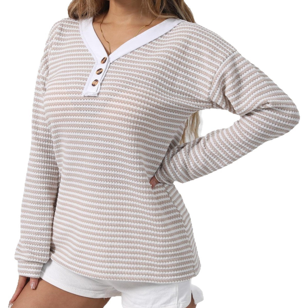 Damen Langarmshirt mit strukturiertem Gewebe und modischen Knopfdetails Stalluxe