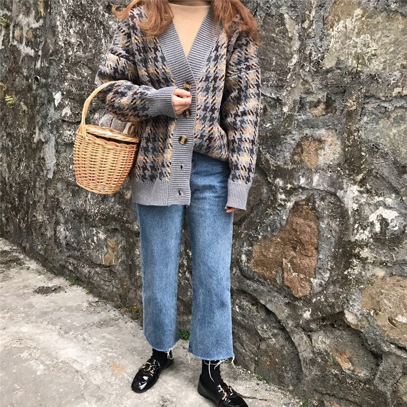 Damen Karierte Strickjacke mit Vintage-Knöpfen Stalluxe
