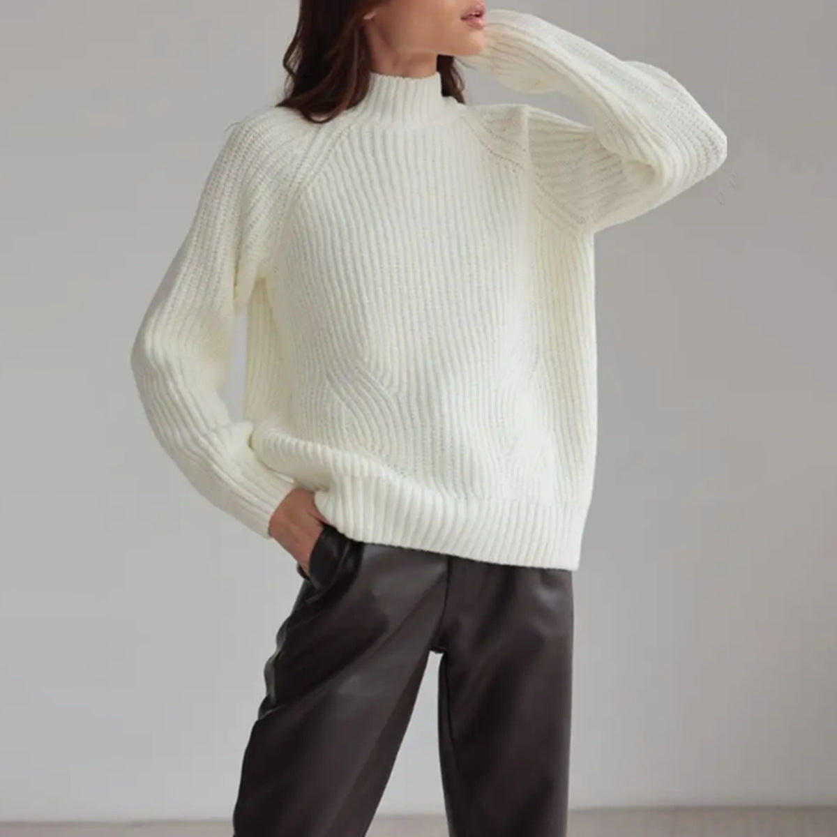 Damen Strickpullover mit hohem Kragen und dekorativem Wellenmuster Stalluxe