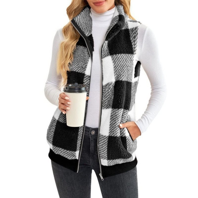 Damen Fleece-Weste mit Karomuster und hochwertigem Reißverschluss Stalluxe
