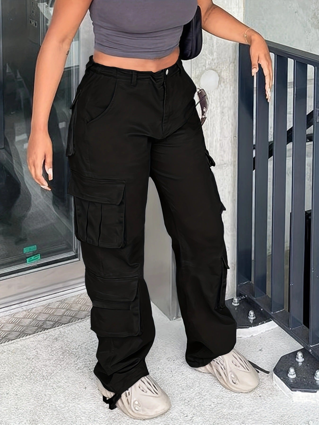 Damen Cargo-Hose mit praktischen Seitentaschen und lässigem Schnitt Stalluxe