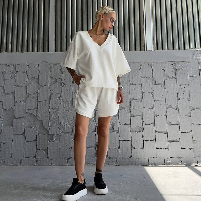 Damen lässiges V-Ausschnitt Set mit bequemen Shorts und oversized Oberteil Stalluxe
