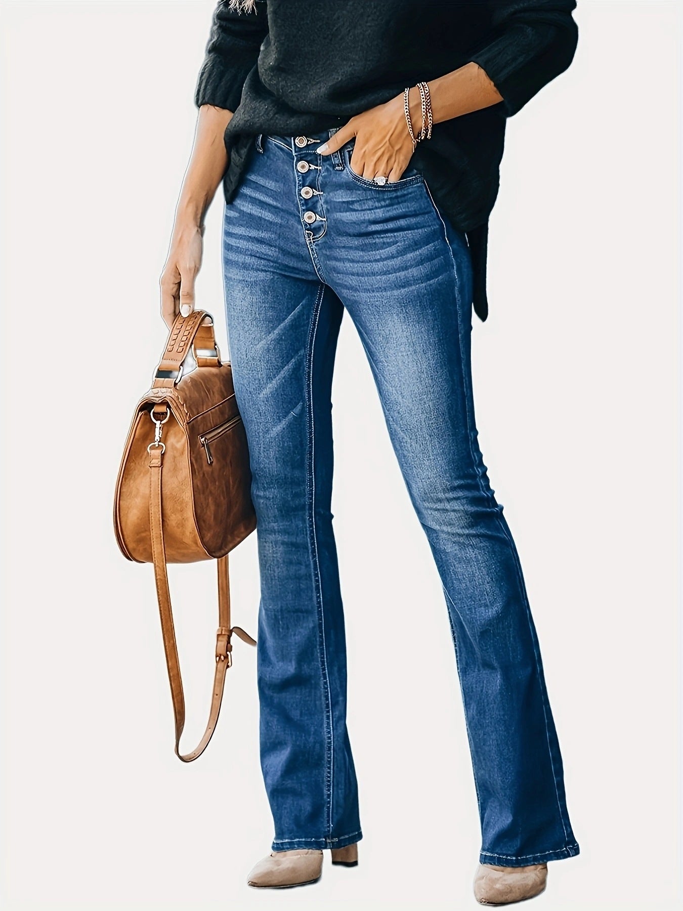 Damen Flared Jeans mit hohem Bund und elegante Knopfdetails Stalluxe