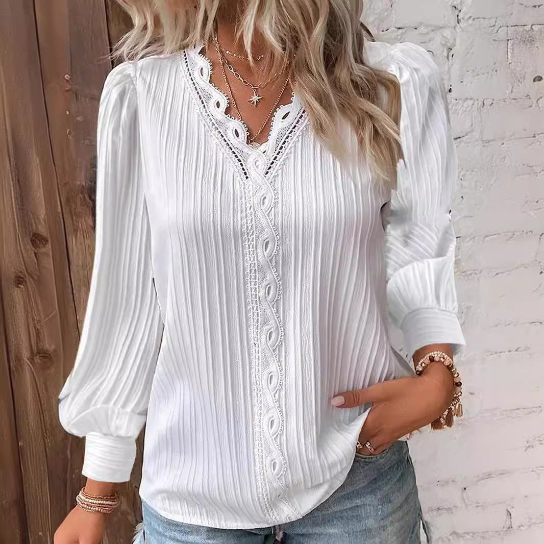 Damen Bluse mit raffiniertem Falten-Design und eleganten Spitzenakzenten Stalluxe
