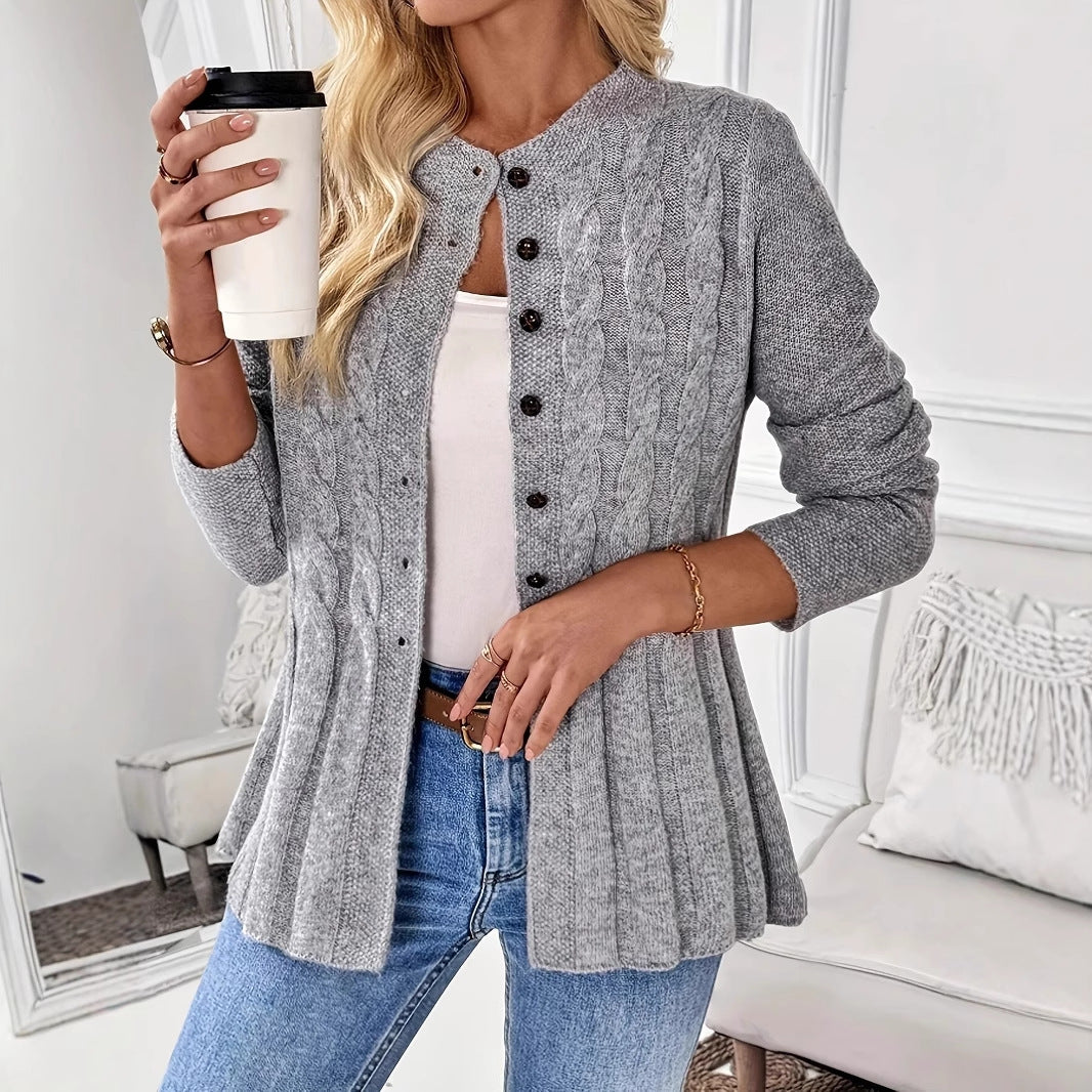 Damen Strickjacke mit dezentem Ripp-Design und Knopfdetails Stalluxe
