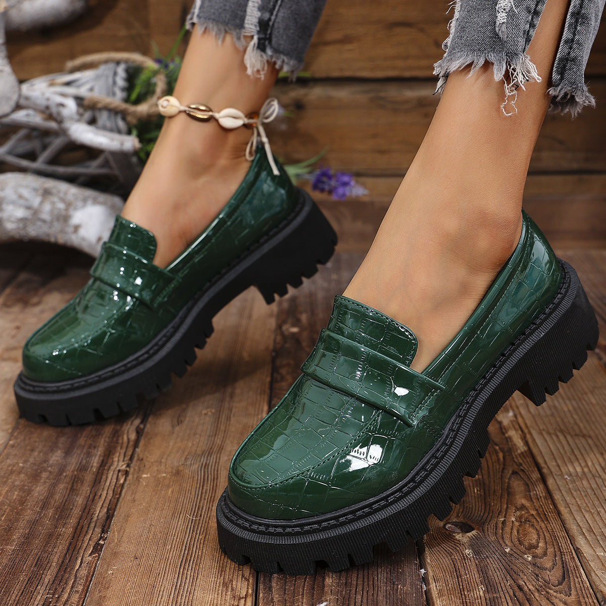 Damen Mokassins mit modernem Kroko-Design und robustem Profil Stalluxe