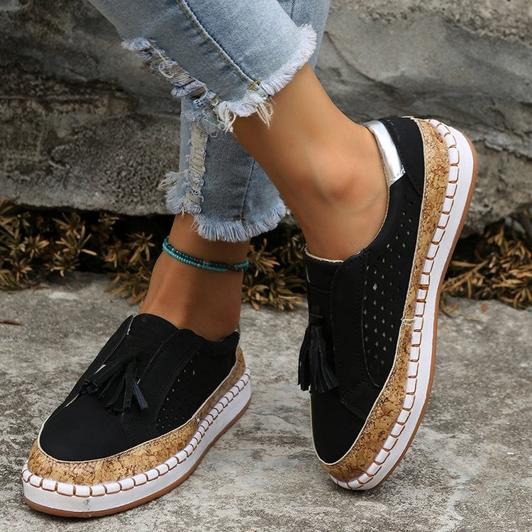 Damen bequeme Slip-On Sneaker mit modischen Fransen und Korksohle Stalluxe