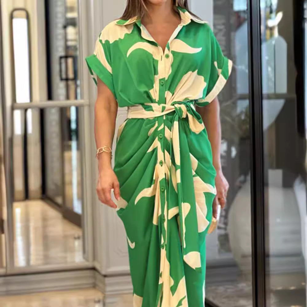 Damen Hemdblusenkleid mit floralem Wickeldesign und Taillengürtel Stalluxe