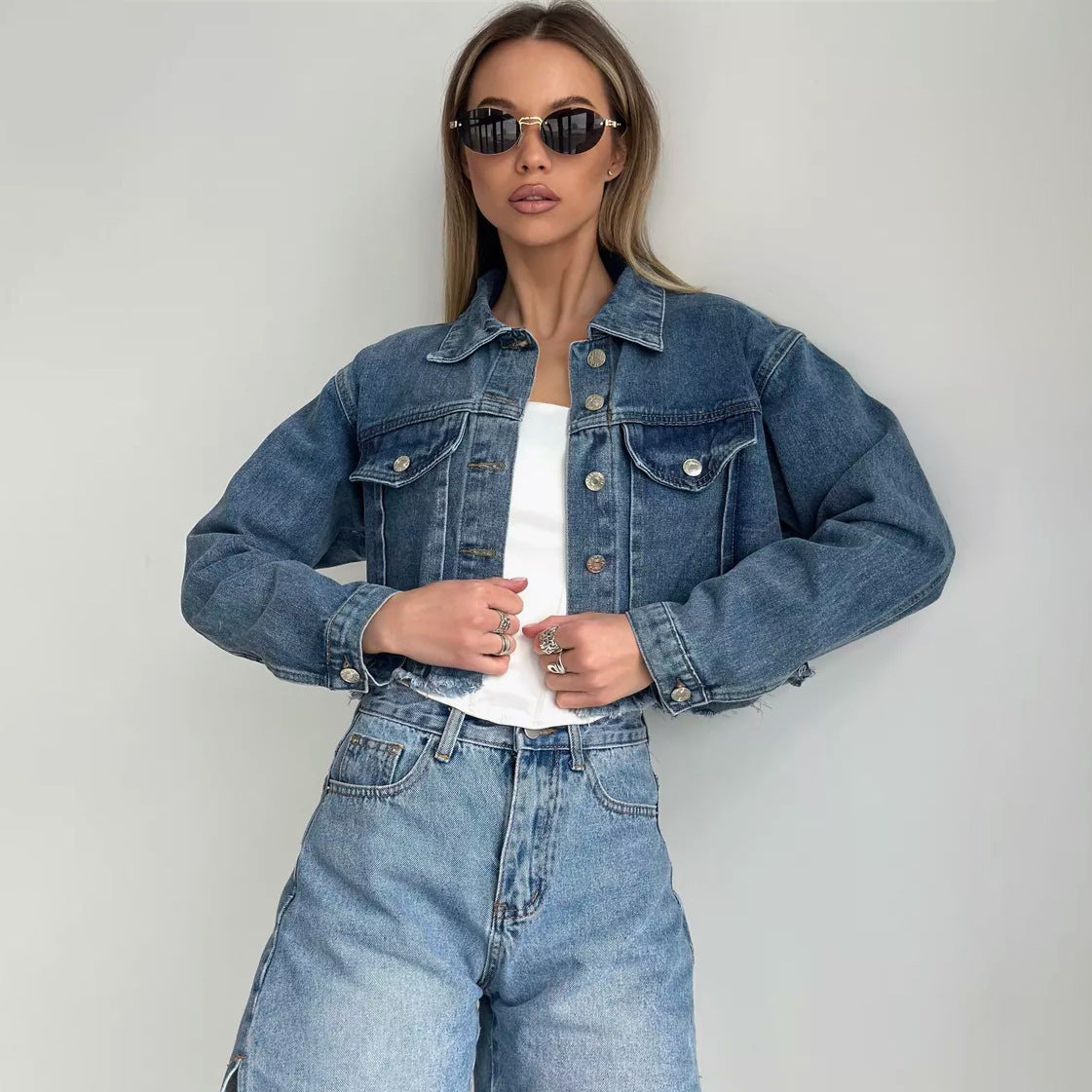 Damen cropped Denimjacke mit lässigen Fransen Stalluxe