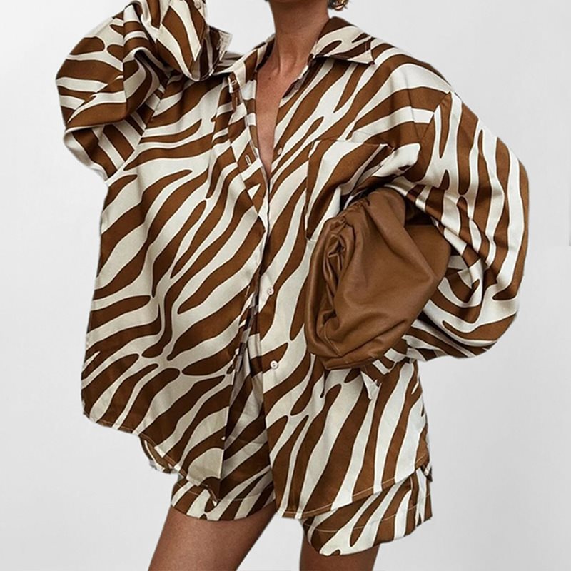 Damen Freizeit-Hemd mit stylischem Tiermuster und lockerer Passform Stalluxe