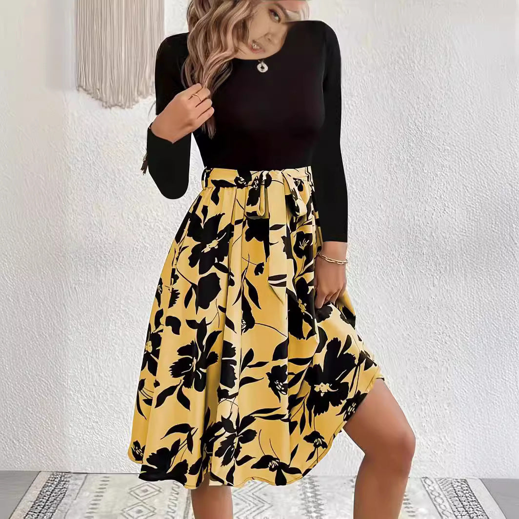 Damen Set aus langärmligem Oberteil und lässigem, floralem Rock Stalluxe